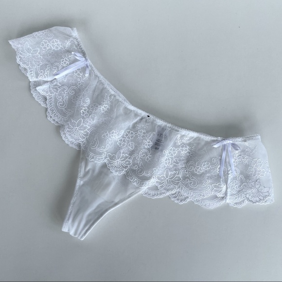 White Mesh and Lace Thong with Bows - Picture 1 of 16